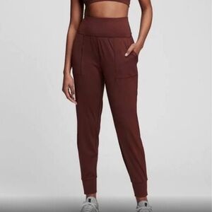 GapFit Eclipse Joggers Size XS/SM